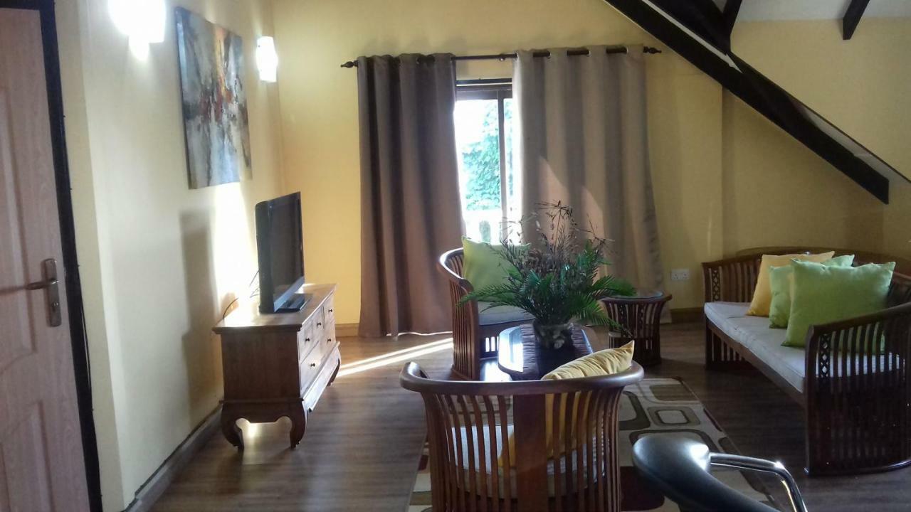 Shay Lyah Self Catering Lejlighed Victoria Eksteriør billede